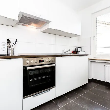 City-apartments In Deutz Appartement Keulen