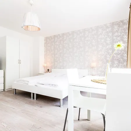City-apartments In Deutz * Κολωνία